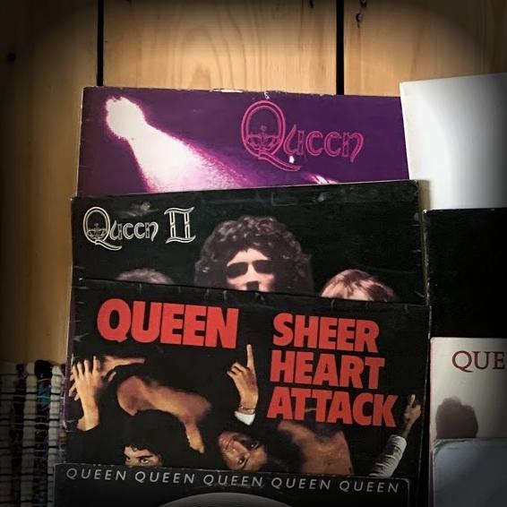 Queen II