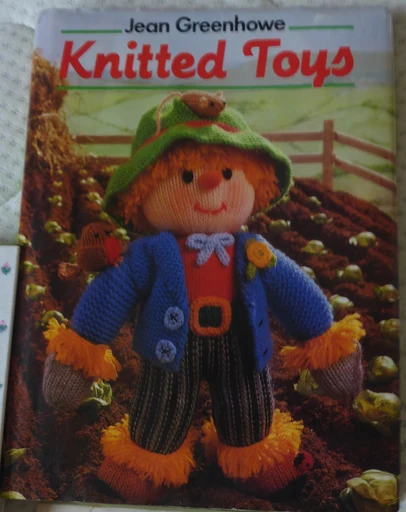 Knitted Toys by Jean Greenhowe - Hard Cover