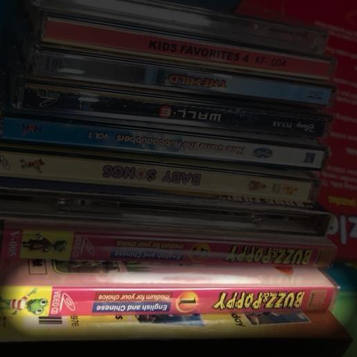 BUZZ&POPPY English and Chinese medium for your choice VIDEO CO