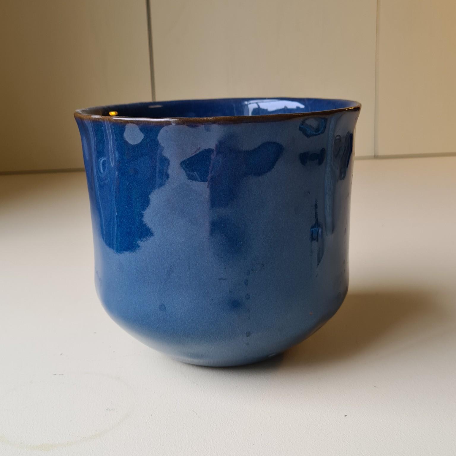 Blue Ceramic Plant pot alt 2
