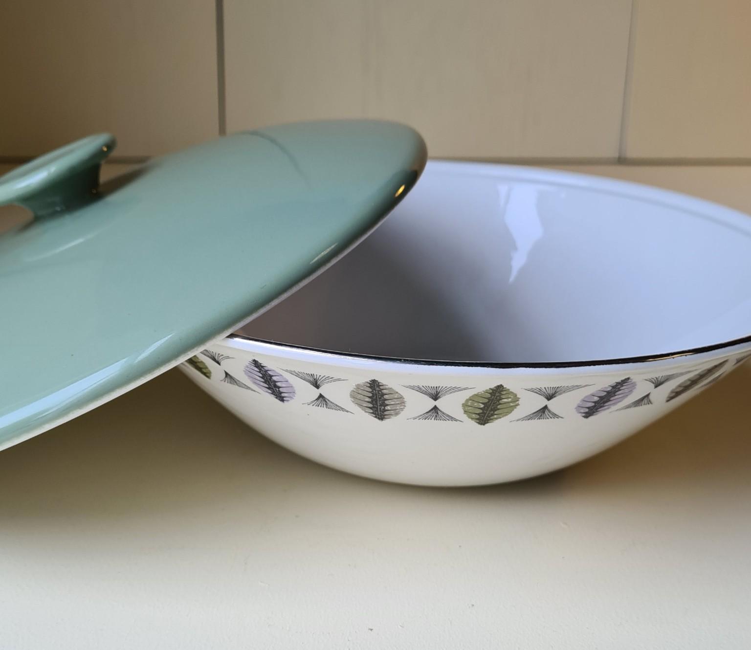 Ceramic Serving Platter with Lid alt 3