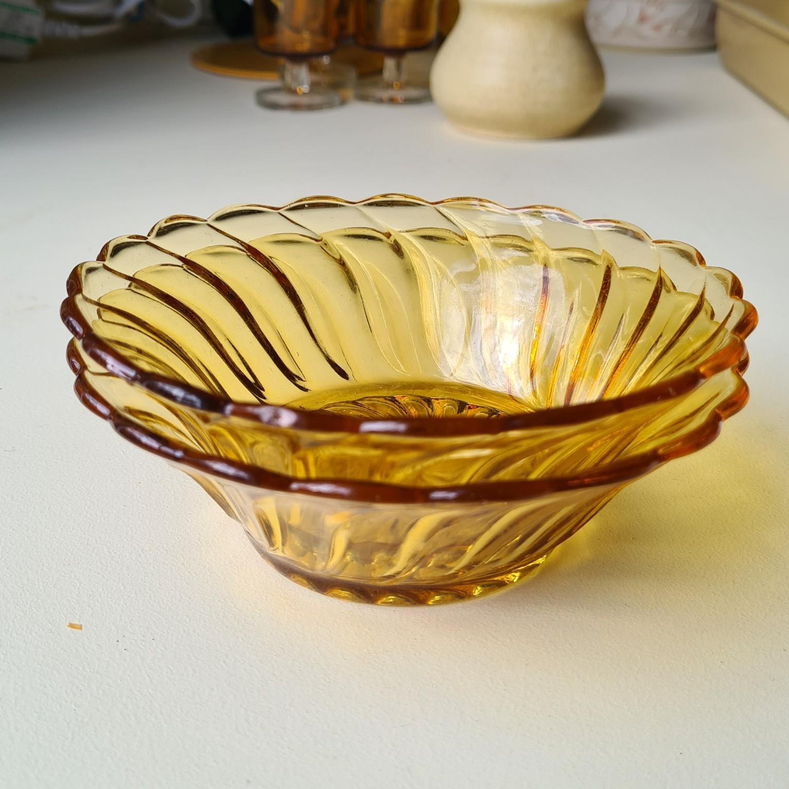 Amber Glass Bowl alt 2