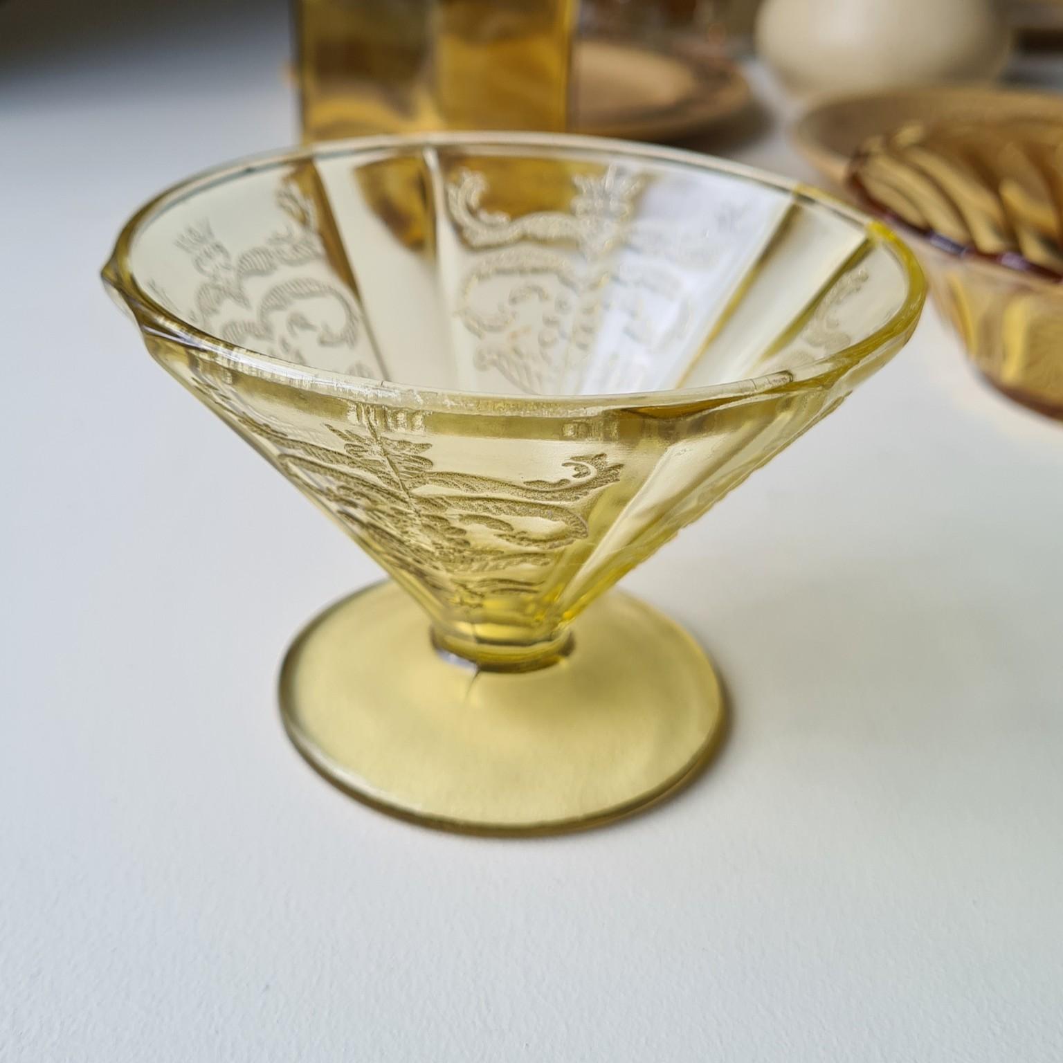 Glass Bowl alt 2