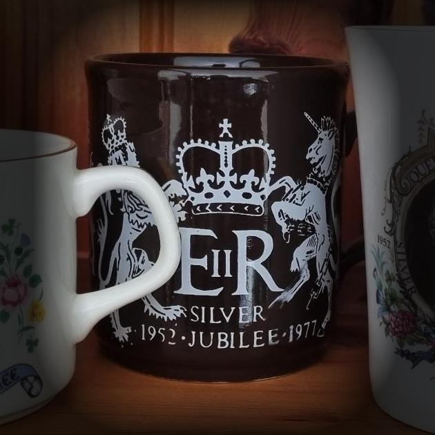Silver Jubilee Mug