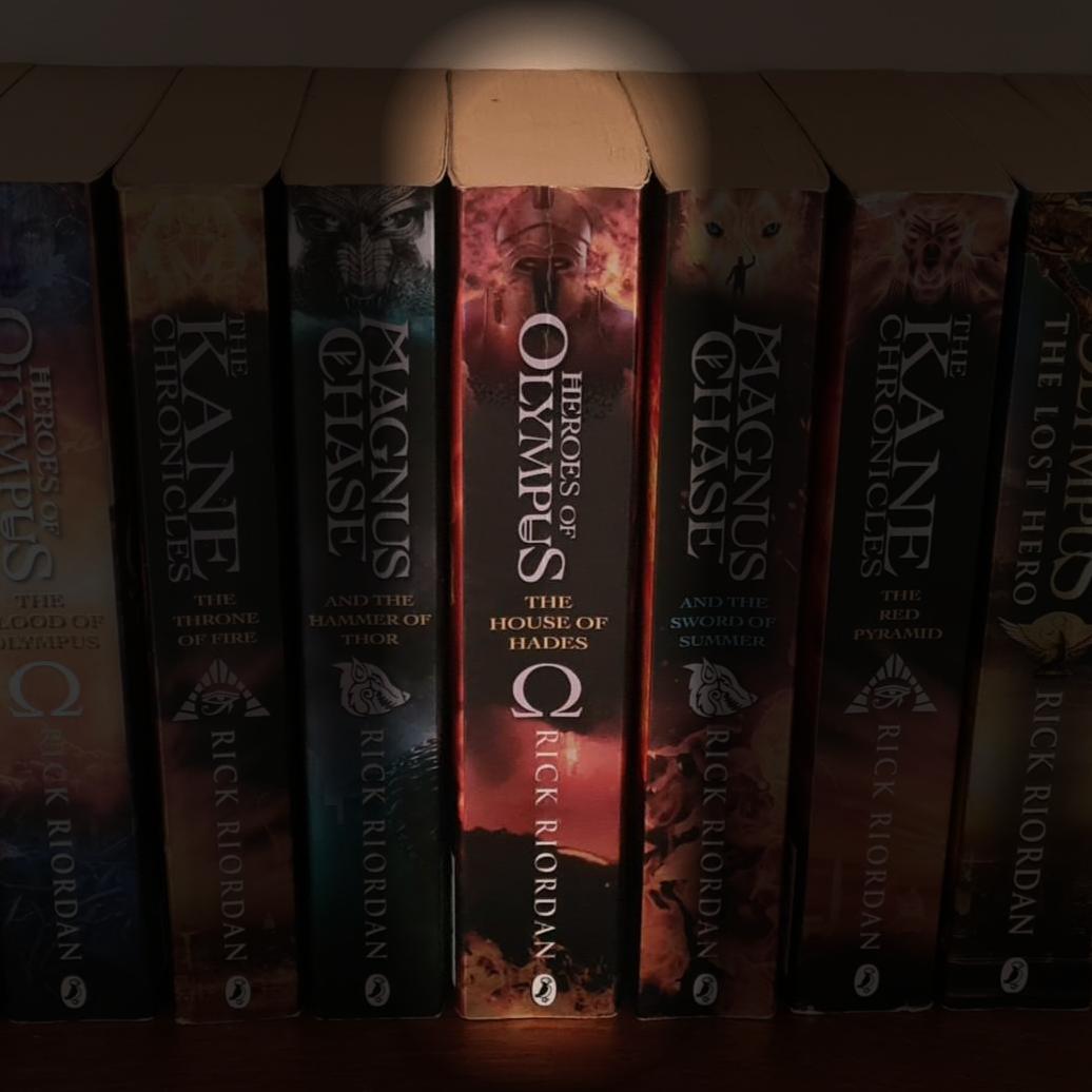 Heroes of Olympus: The House of Hades alt 1