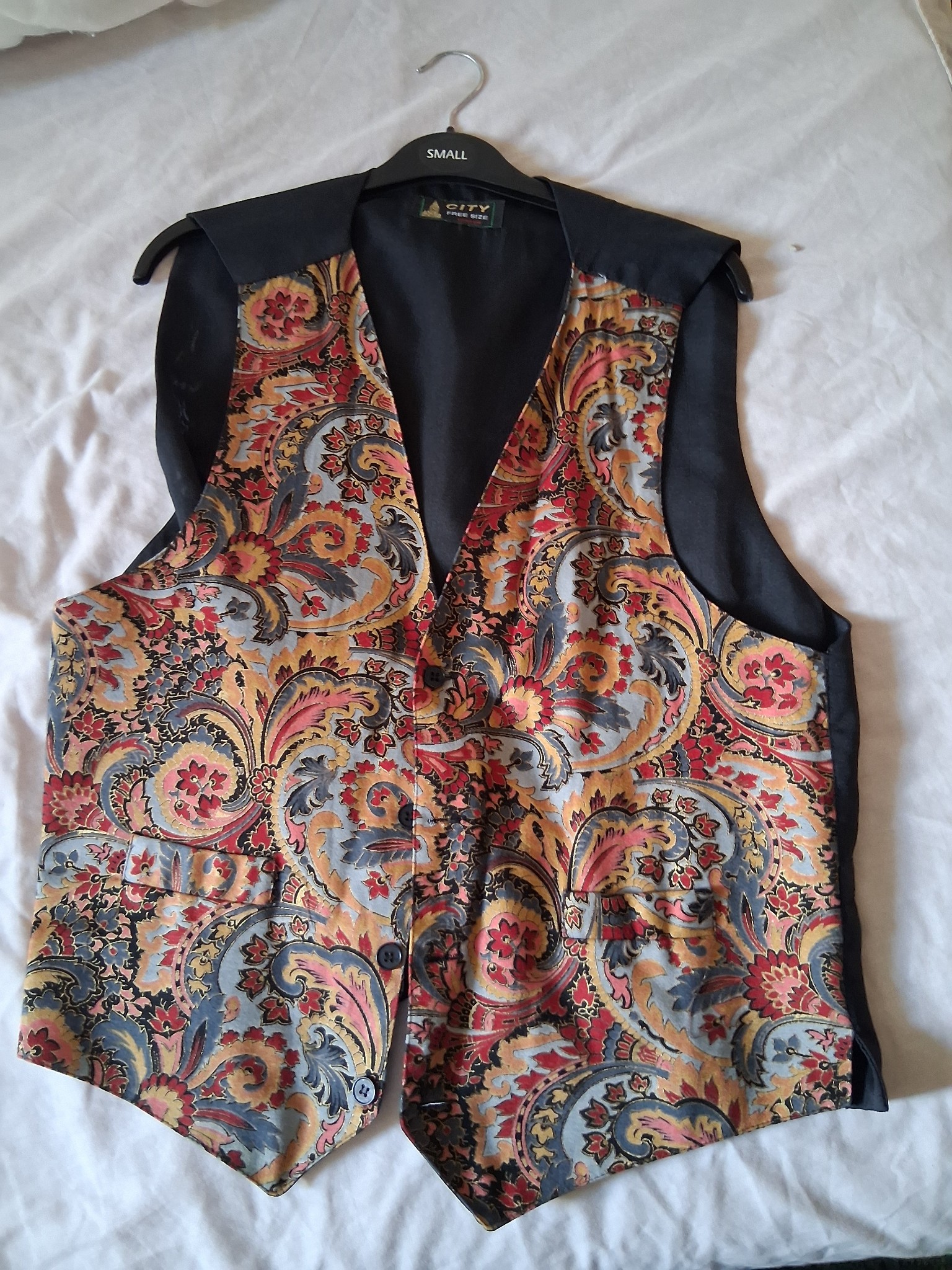 Vintage Floral Patterned Vest alt 2