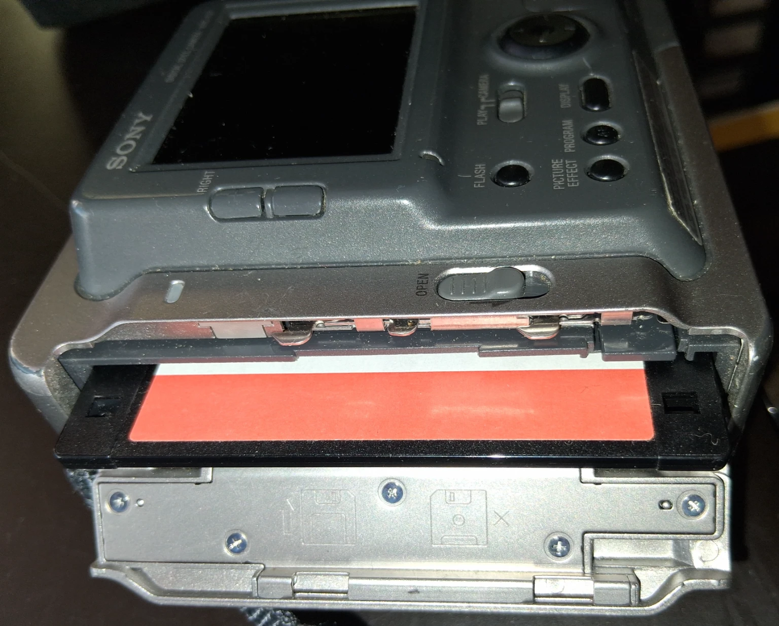 Vintage Sony Digital Camera Kit with Accessories alt 3