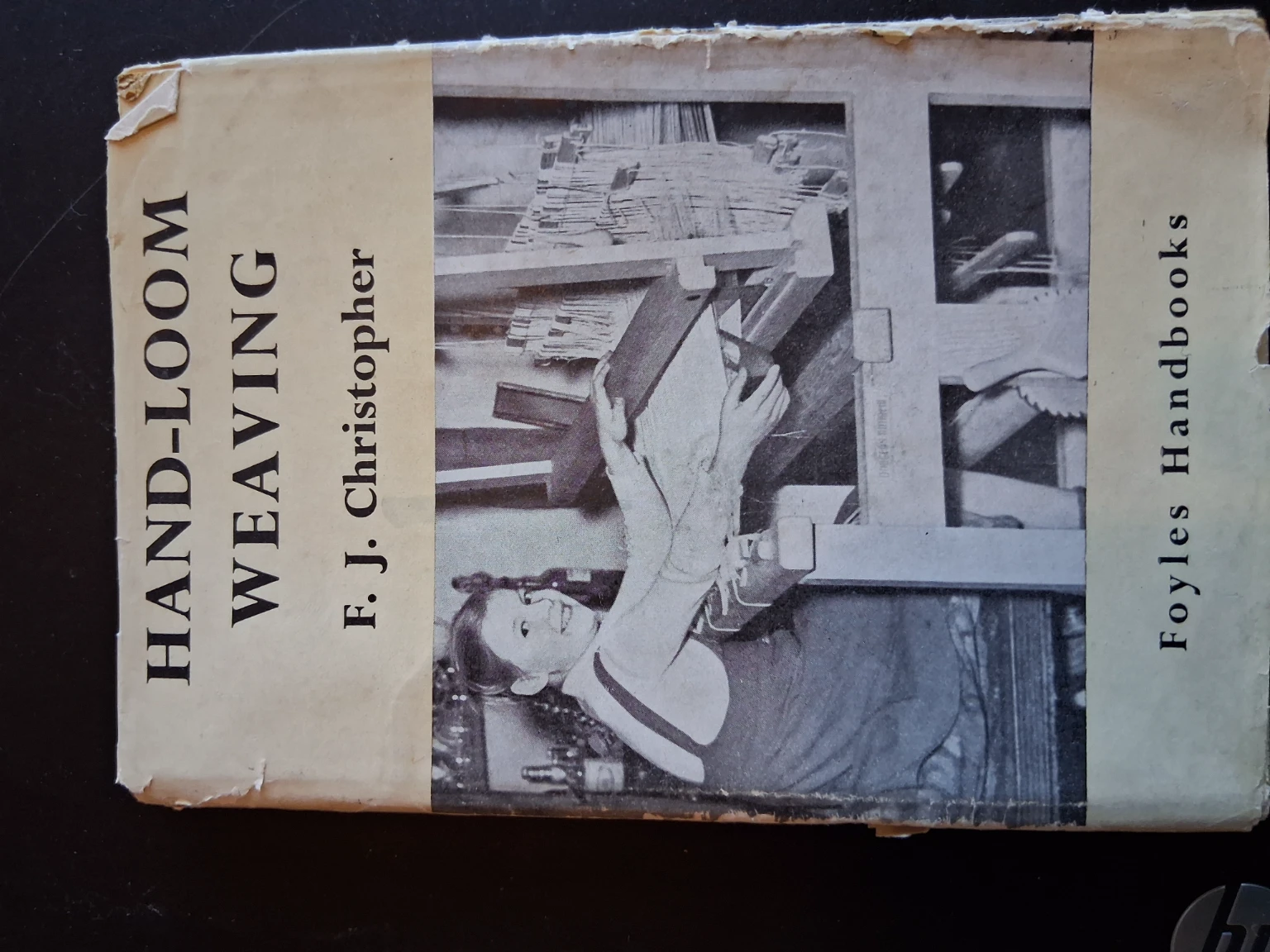 Vintage Dryad two shed table loom and contemporary guide book alt 2